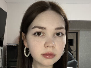 camgirl playing with sex toy EmiliRoyzi