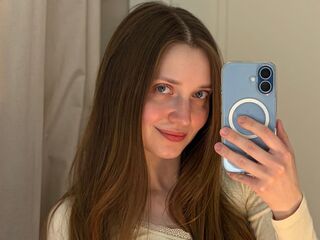 hot webcam slut EmmaSagge