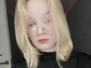 cam girl playing with dildo EusebiaStawasz