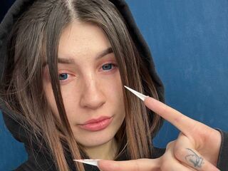 topless girl FemidaBrown