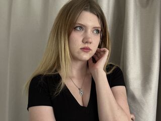camwhore fingering pussy GemmaCiliberto