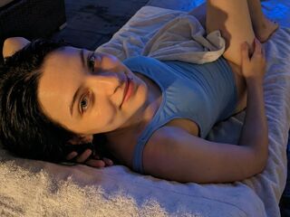 beautiful cam girl GennieMowery