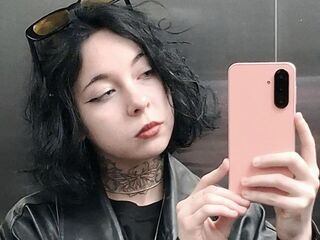 live webcam model GildaHudok
