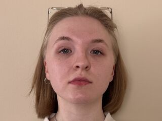 live webcam performer HienRosse