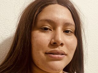 camwhore live HoneyMil