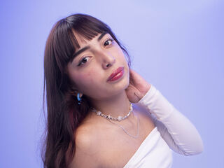 cam girl masturbating with dildo IrisVelvet
