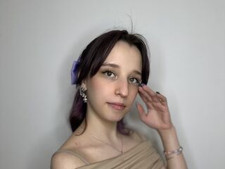 webcam babe chat room IvyLewis