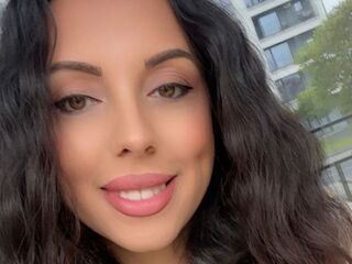 free web cam chat IzyAura