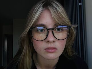 cyber sex chat room JacelynAmenta