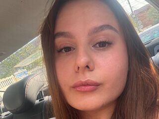 camgirl showing tits JaynePencil