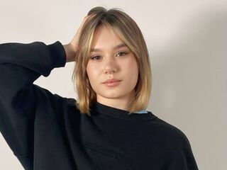 mastubating web cam girl JoyeLatin