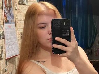 naked girl with live cam masturbating KarrieAnesi