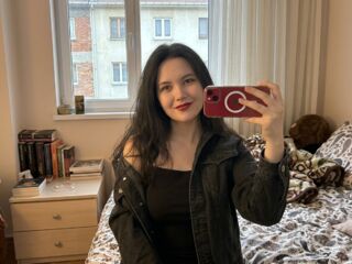 sex webcam chatroom KeliCollymore