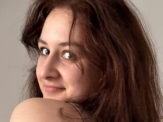 cam girl playing with dildo KrissLean