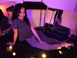 hot video chat KyaraLux