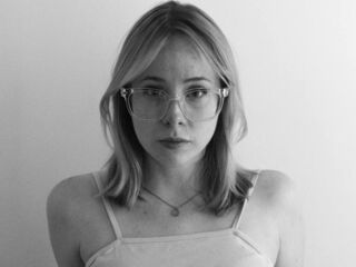 naughty cam girl LanaAmster