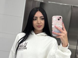 cam girl showing tits LauraMeeth