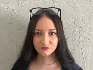 fingering camslut LessyLuiz