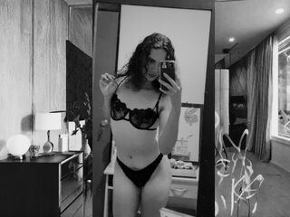 naked cam girl masturbating with dildo LiahRosh