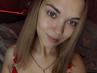 sex show online LisaSnowy