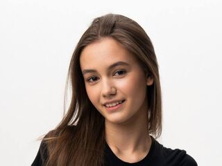 cam girl masturbating with sextoy LissaDesso