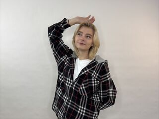 sex cam LorieYancy