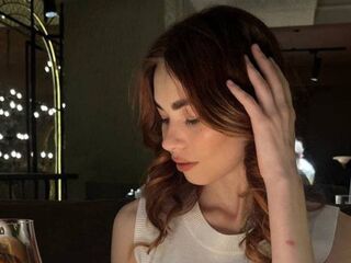 sexy live cam girl LuxeLina