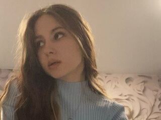 topless girl MalissaHans