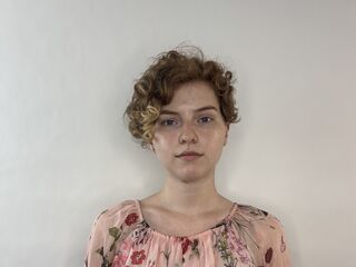 camwhore nude MargaretKrawitz
