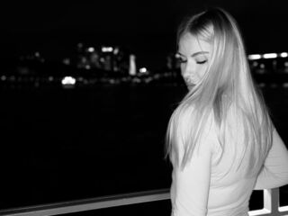 cam girl sex photo MariBrandel