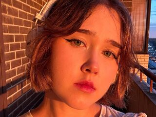 hot webcam video MarilynSwinerton