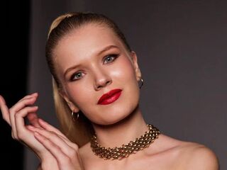 cam girl masturbating with dildo MarkHarkrider