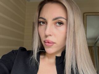 webcamgirl chatroom MelisaDee