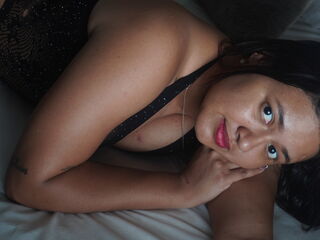 flirt chat room MilaWhitmore