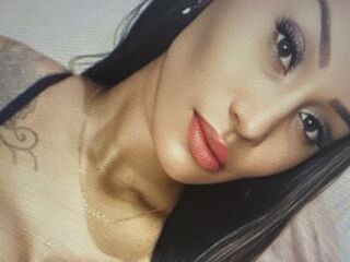 cam girl masturbating MirellaVegas