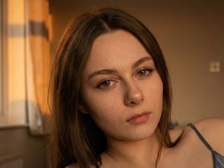 cam girl chatroom MireyaElowen