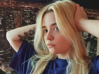 webcamgirl live sex MonnieMoniz