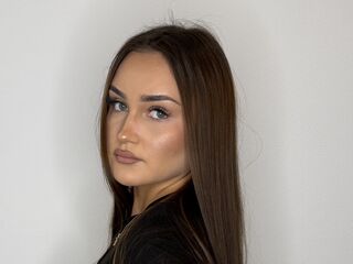 live free chat MyrnaMackesy