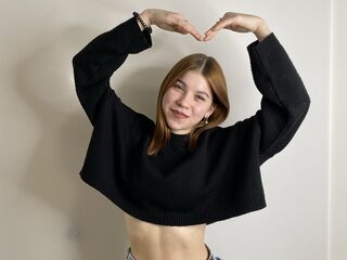 naked girl with live cam NadineGene