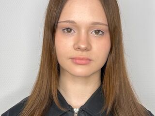 bedroom livecam NaidaBrayton