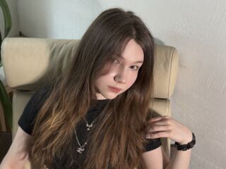 camgirl showing tits PeggyCarters