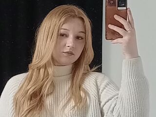 cam girl masturbating with dildo PeiGotch