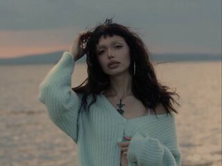 hot naked webcamgirl RavenRomo