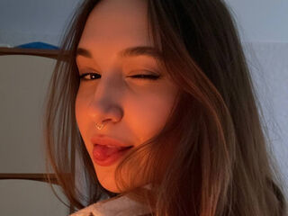 cam slut chat room RiannaBrown