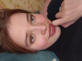 naked cam girl masturbating with vibrator RosalieKukene