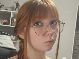 nude camgirl pic RozellaBouch