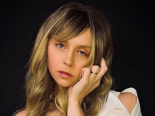 camgirl sex photo ScarletTucker