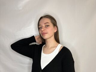 free jasmin livecam SynnoveHayley