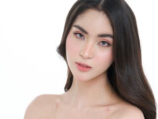 naked camgirl picture SyrenaPorsche