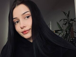 live-chat TeneshaLaton